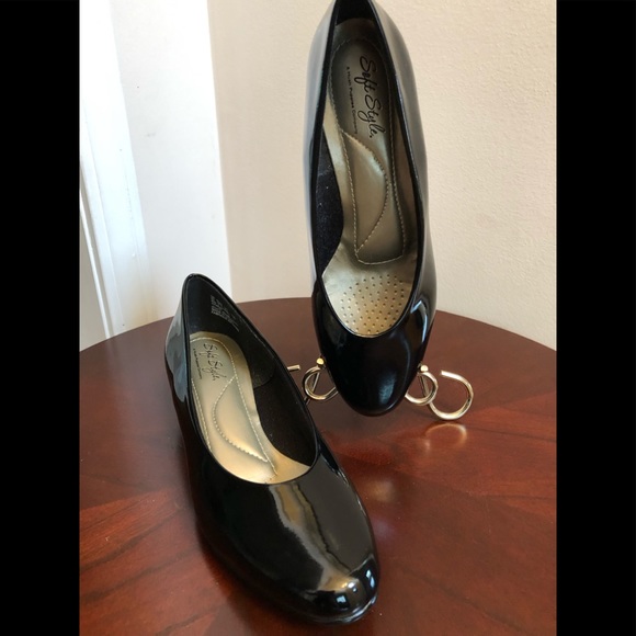 easy spirit black patent leather shoes